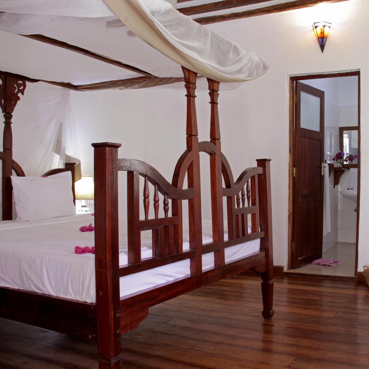 Panga Chumvi Beach Resort Матемве Экстерьер фото